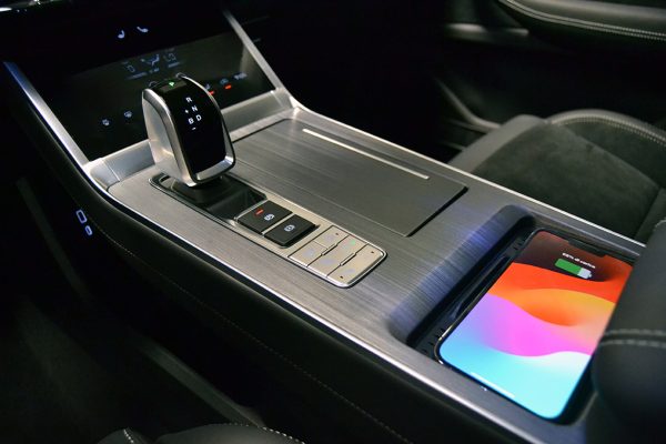 sezione-full-optional-ricarica_wireless